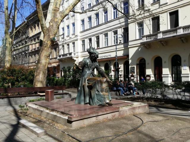 Budapest: Piazza Liszt Ferenc